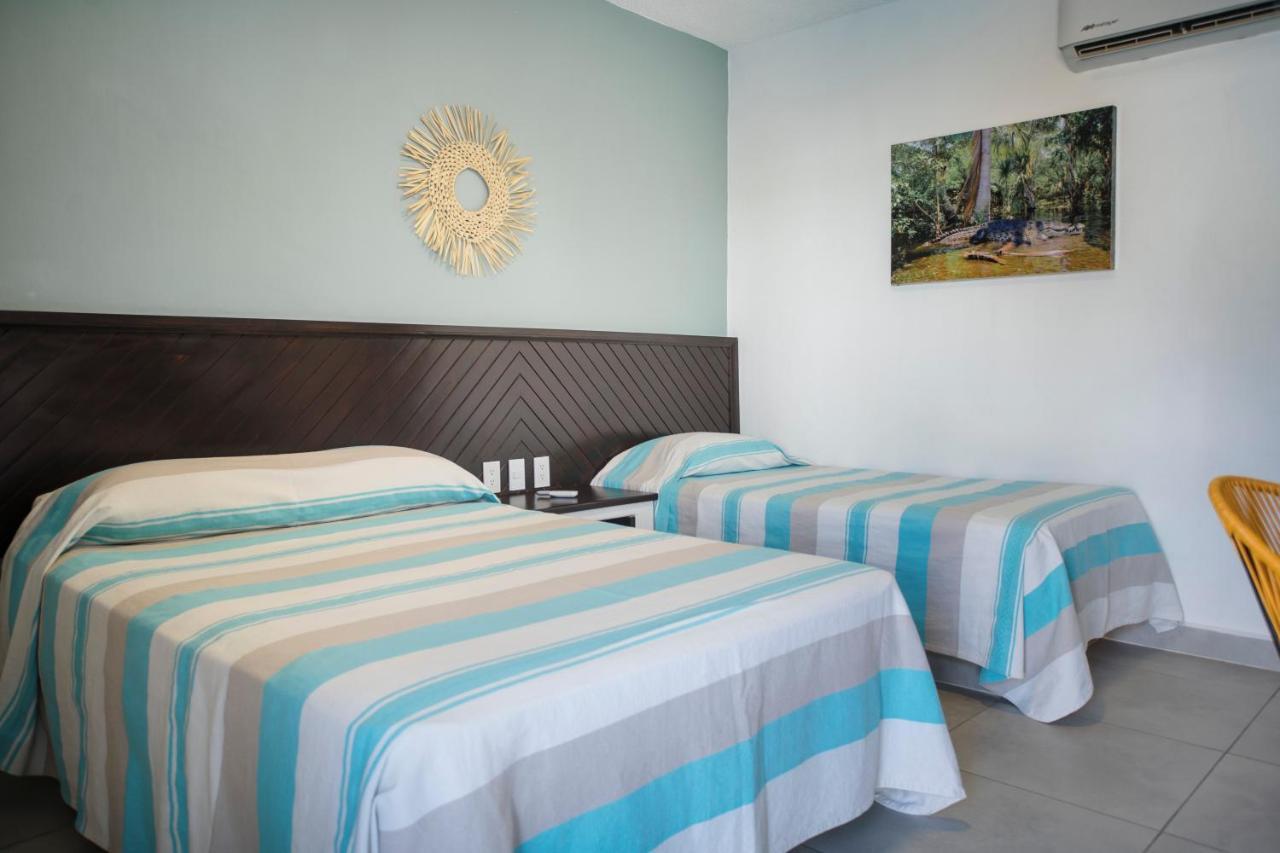 Hotel Camino Del Sol Puerto Escondido  Exterior photo